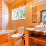 Bright 3bdr House With Pool By Lovelystay