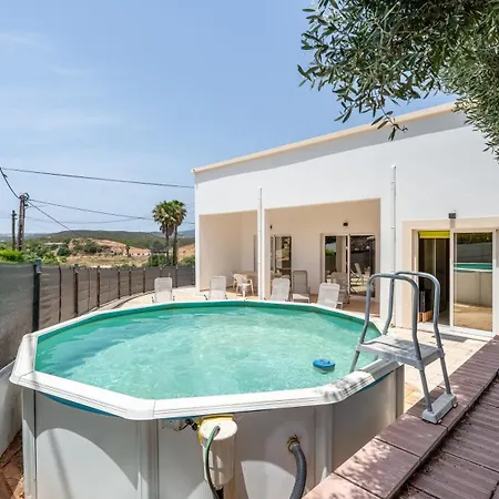 Bright 3bdr House With Pool By Lovelystay بورتيماو